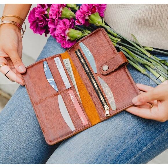 Portland Leather Goods Bi-Fold Leather Wallet Tan Pockets Large Full Grain - Picture 2 of 7